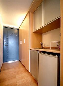 Lucky Apartment-Ximen Tajpej Buitenkant foto